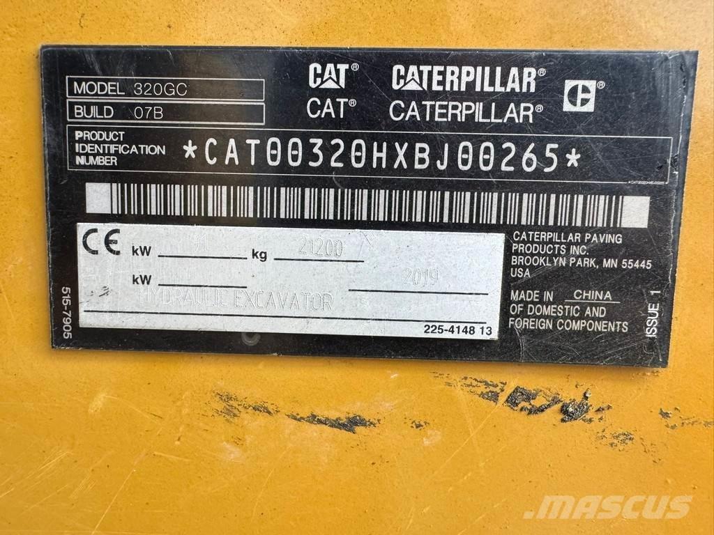 CAT 320GC Paletli ekskavatörler