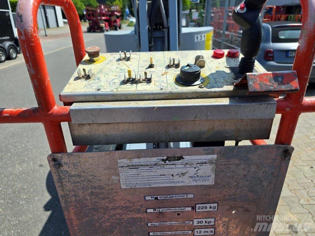 SkyJack SJKB 33 N Körüklü personel platformları