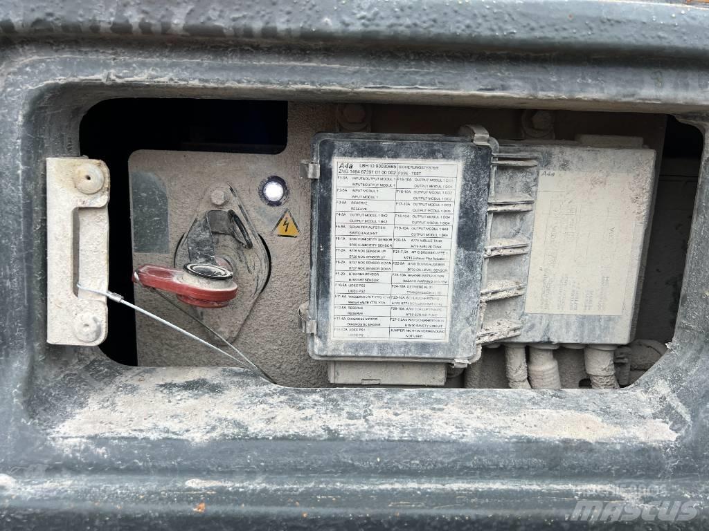 Liebherr L580 Tekerlekli yükleyiciler