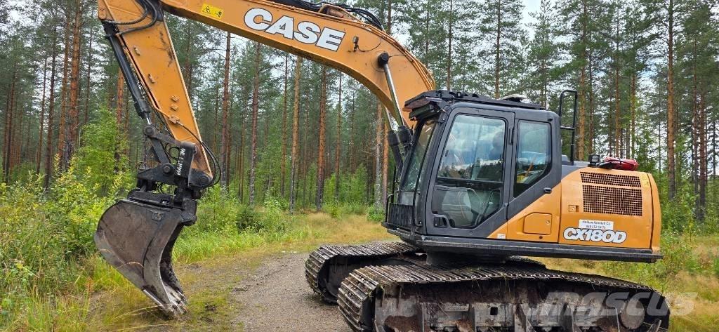 CASE CX180D Paletli ekskavatörler