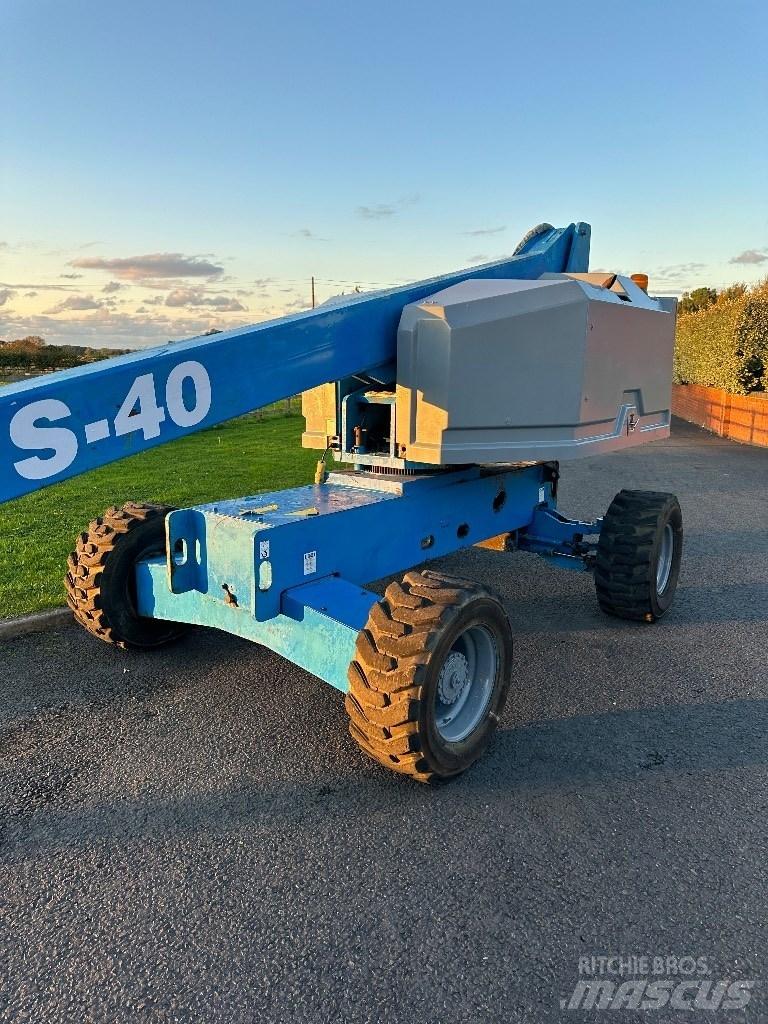 Genie S 40 Teleskopik personel platformları
