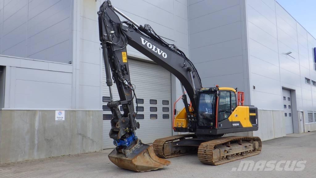 Volvo EC220EL Paletli ekskavatörler