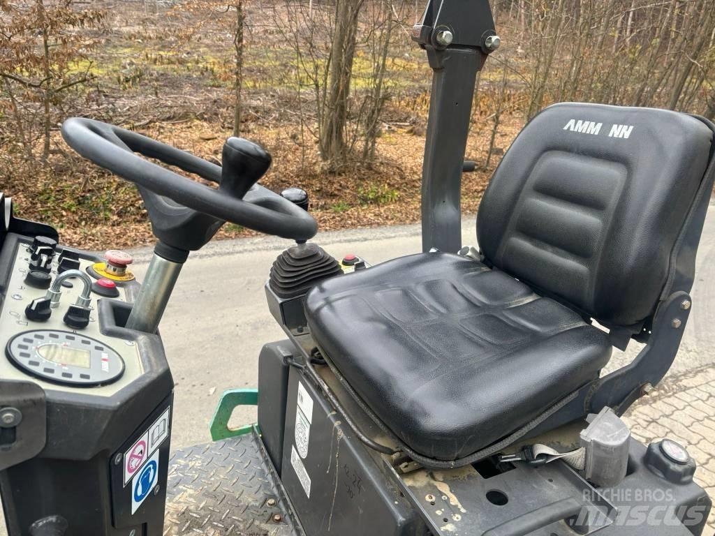 Ammann ARX 23 Çift tamburlu silindirler