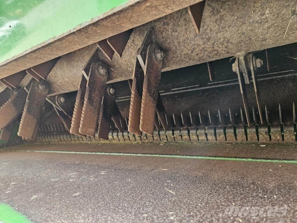 John Deere W540 Biçerdöverler