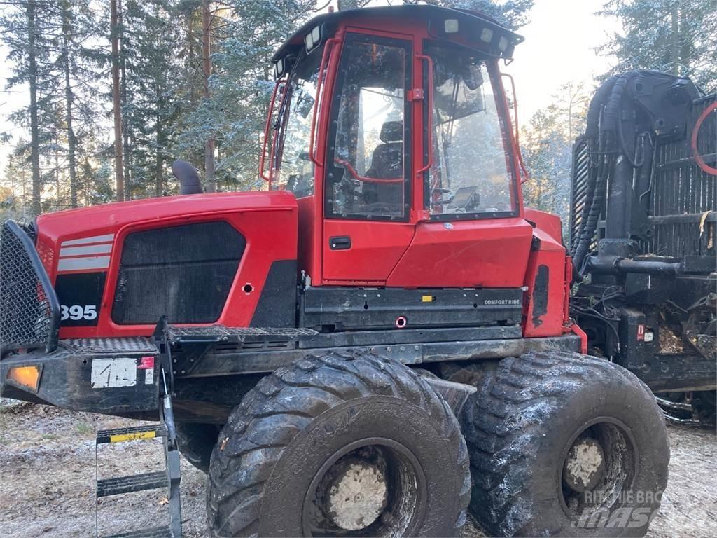 Komatsu 895 Tomruk yükleyici traktörler