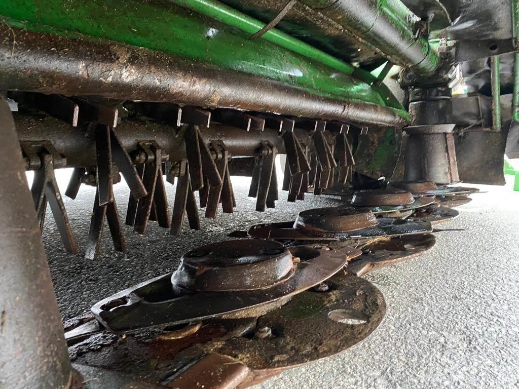 John Deere 324 Çayir biçme makinalari