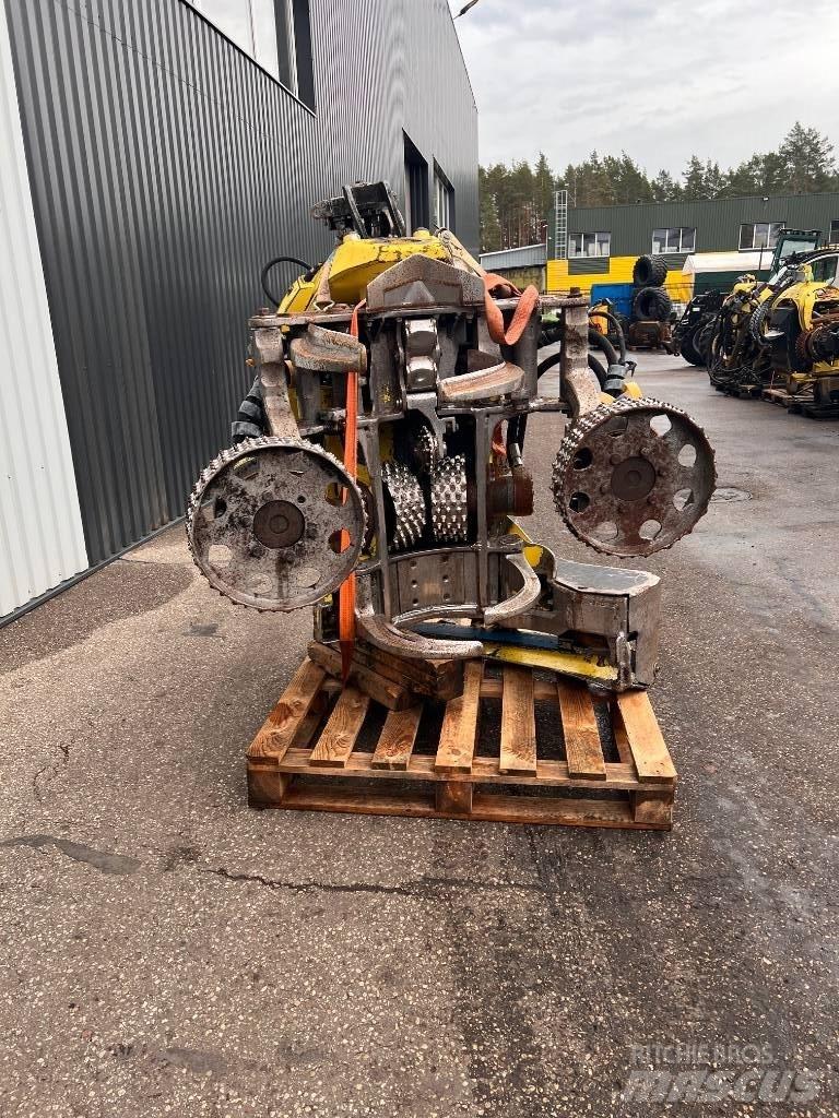 John Deere H 480 Agaç kesme robotlari