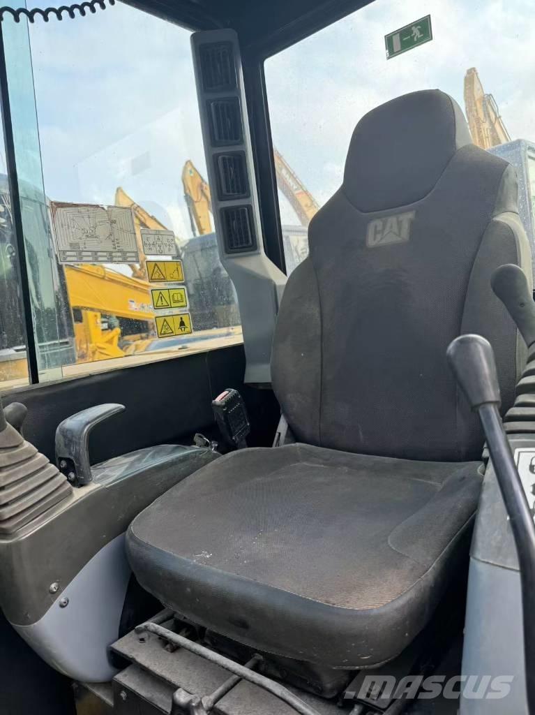 CAT 306e2 Mini ekskavatörler, 7 tona dek