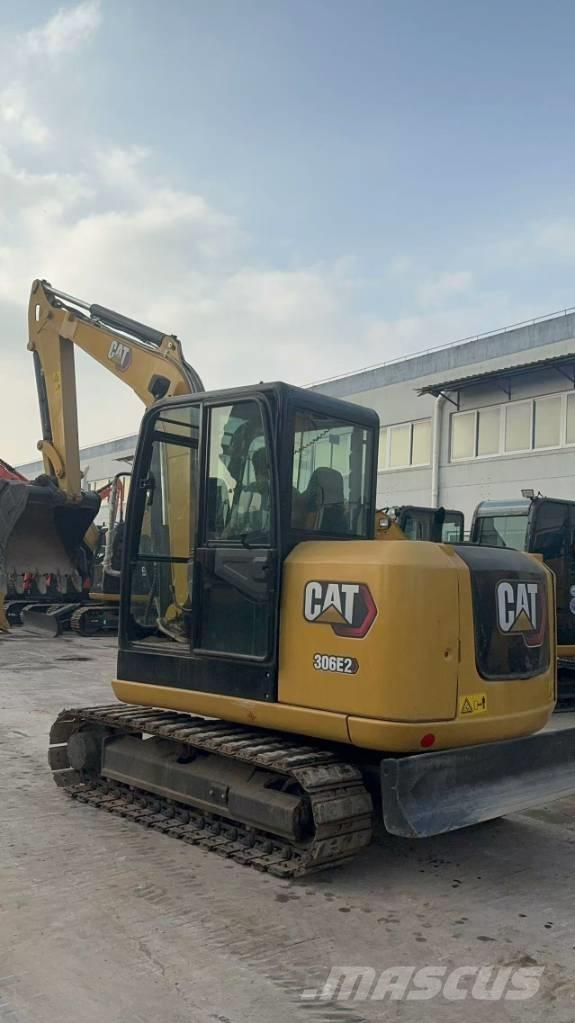 CAT 306e2 Mini ekskavatörler, 7 tona dek