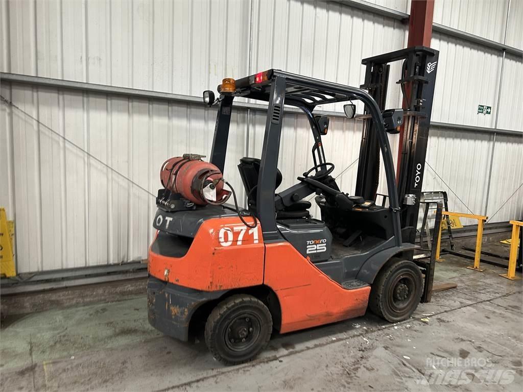 Toyota 02-8FGF25 LPG'li forkliftler