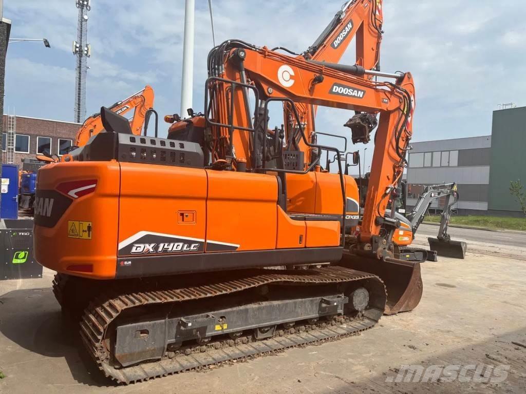 Develon DX140LC-7 Paletli ekskavatörler