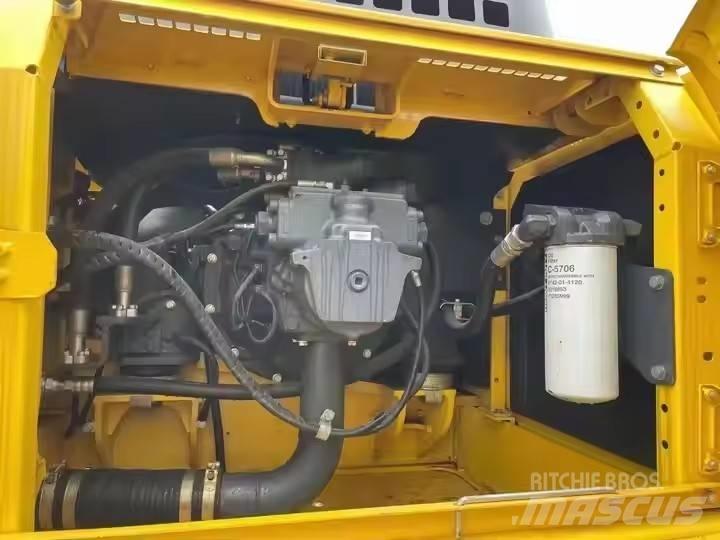 Komatsu PC360 Paletli ekskavatörler