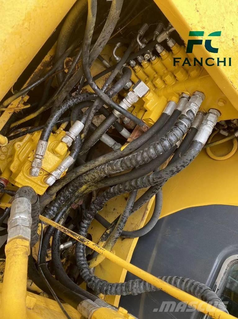 Komatsu PC 120 Paletli ekskavatörler