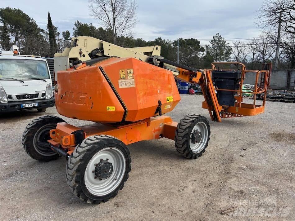 JLG 340 AJ Körüklü personel platformları