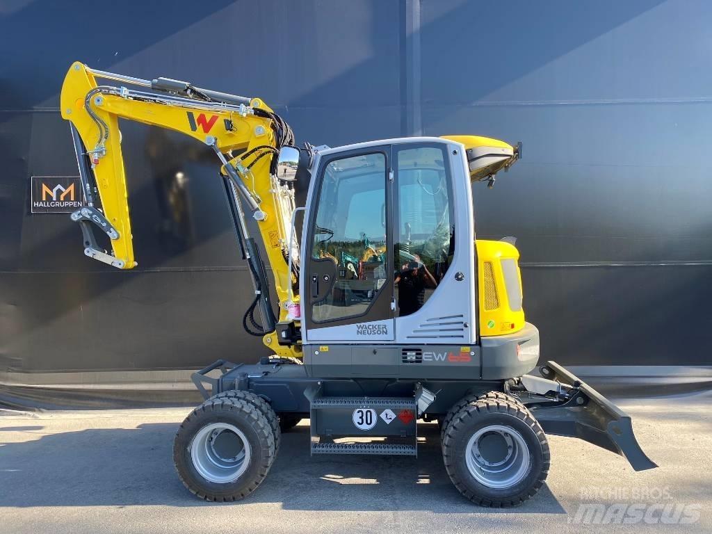 Wacker Neuson EW65 Lastik tekerli ekskavatörler