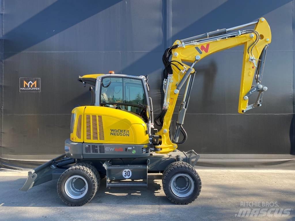 Wacker Neuson EW65 Lastik tekerli ekskavatörler