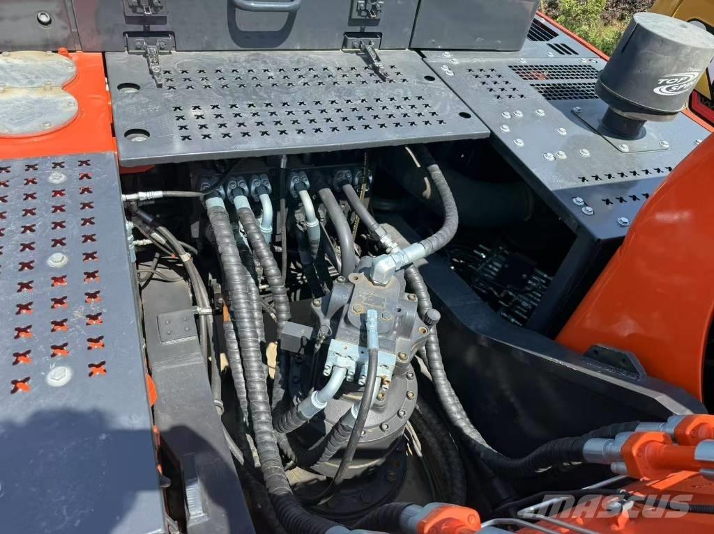 Doosan DX 340 Paletli ekskavatörler