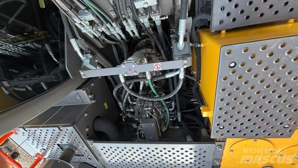Volvo EC 250 EL Paletli ekskavatörler