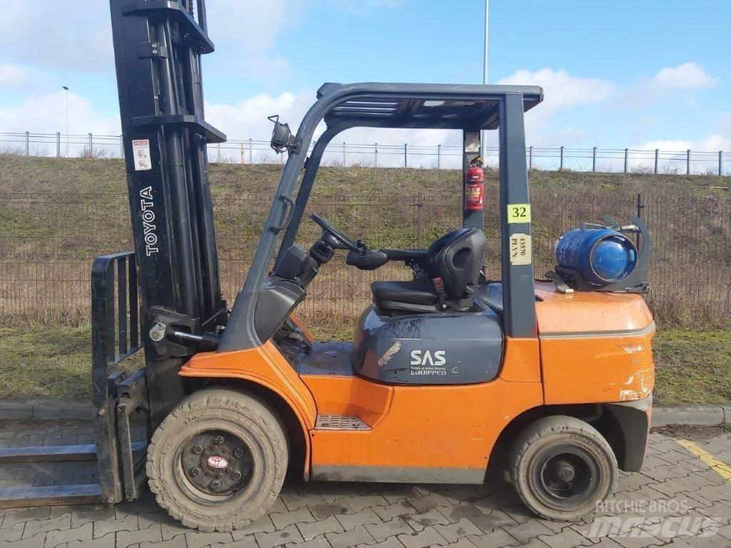Toyota 7FG35 LPG'li forkliftler