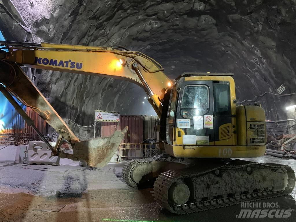Komatsu PC228US-8 Diger