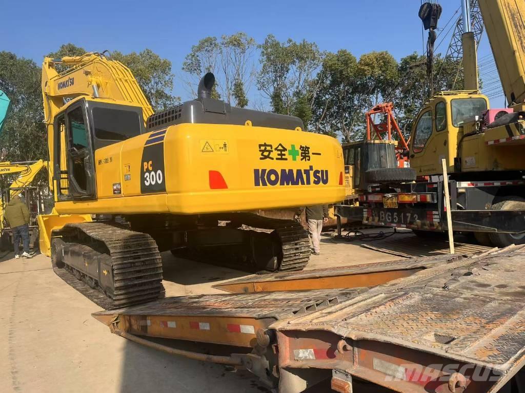 Komatsu PC 300 LC-7 Paletli ekskavatörler