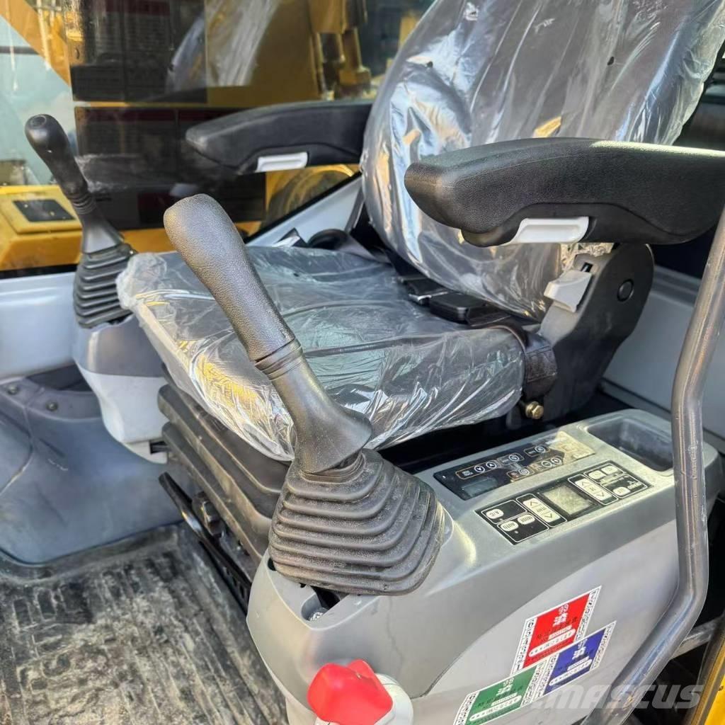 Komatsu PC 300 LC-7 Paletli ekskavatörler