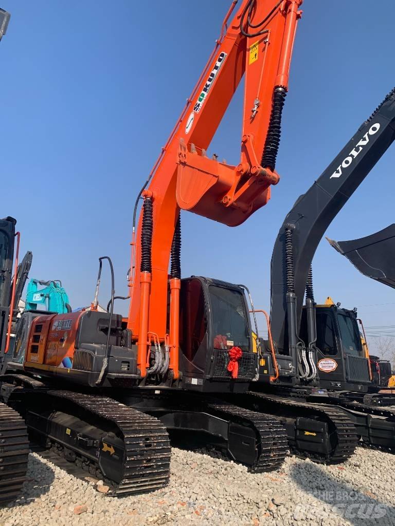 Hitachi ZX 200 Paletli ekskavatörler