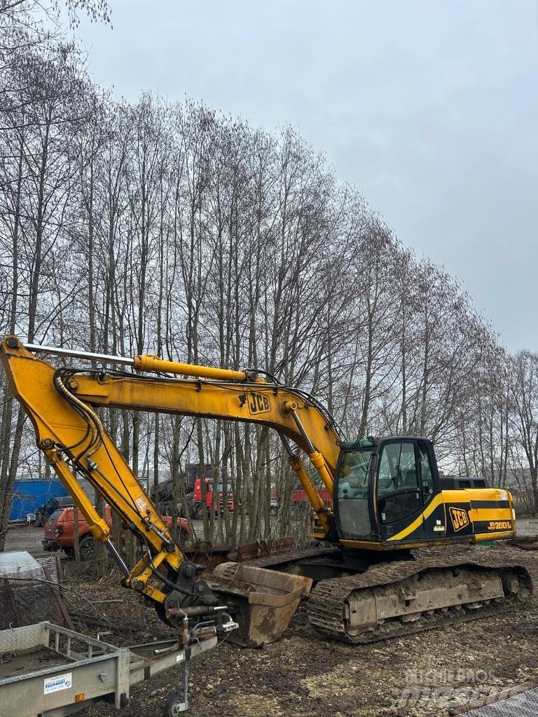 JCB 260LC Paletli ekskavatörler