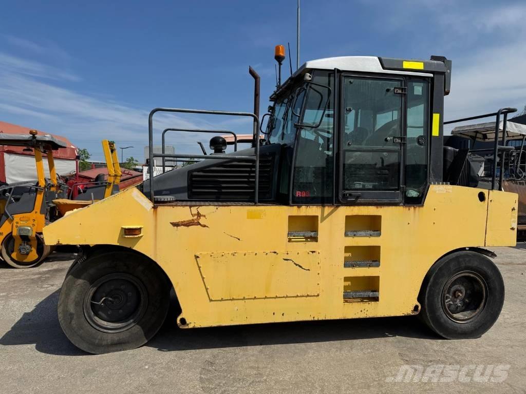 Bomag BW 24 R Pnömatik lastikli silindirler