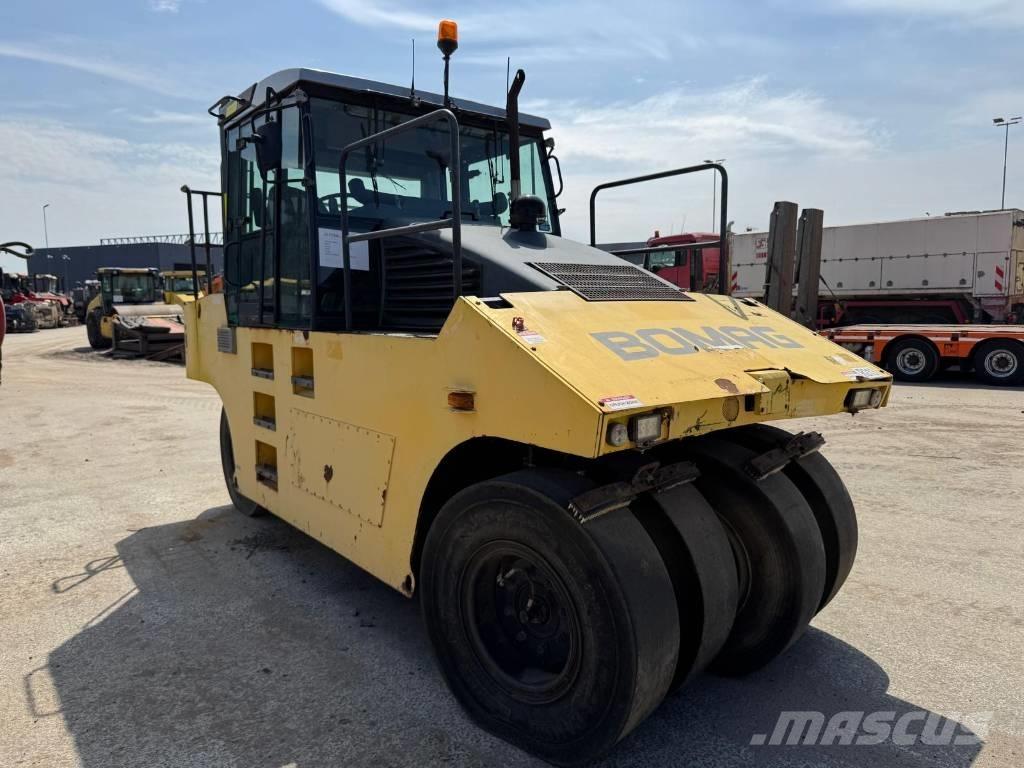 Bomag BW 24 R Pnömatik lastikli silindirler