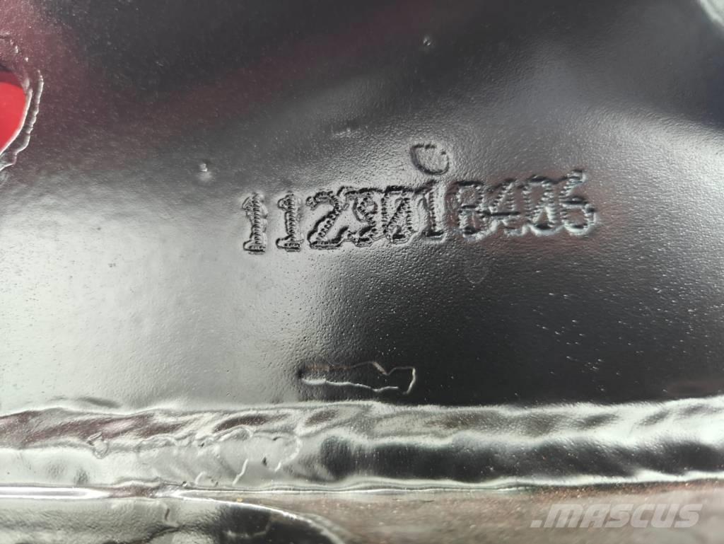 Komatsu C 123 Agaç kesme robotlari