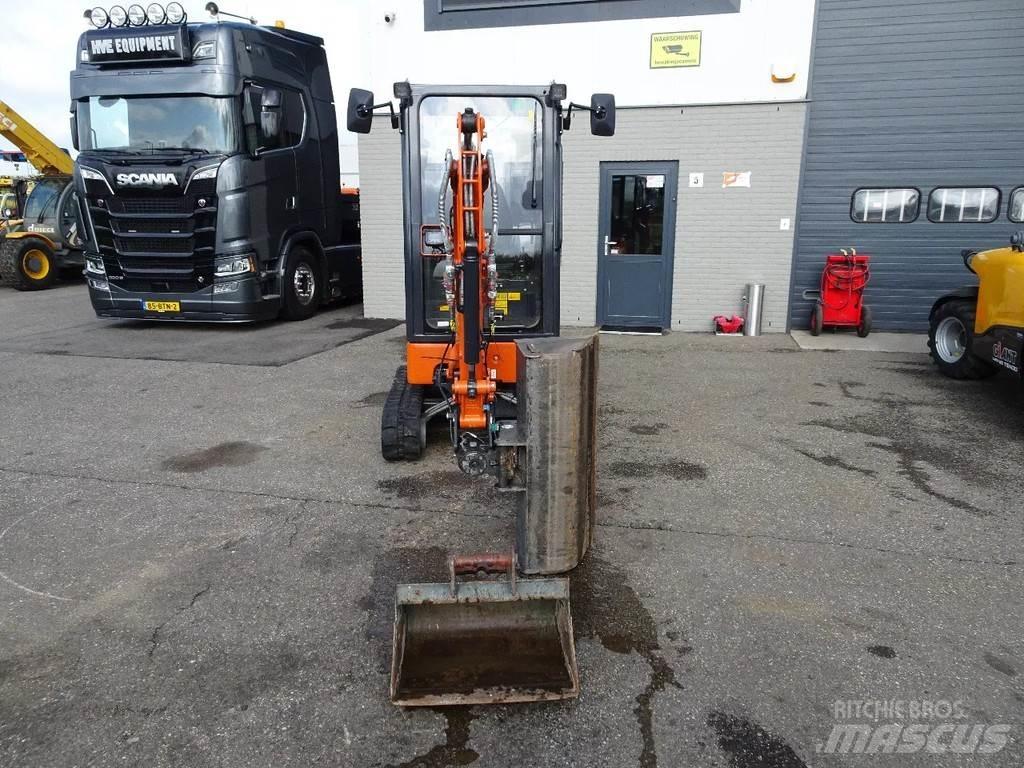Hitachi ZX19-6CR Mini ekskavatörler, 7 tona dek