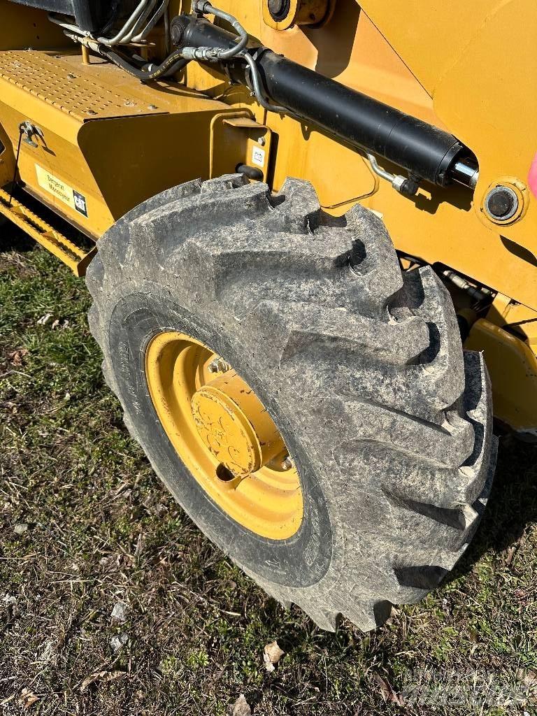 CAT 442E Kazıcı yükleyiciler - beko loder