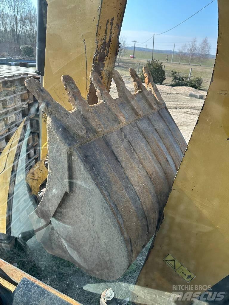 CAT 442E Kazıcı yükleyiciler - beko loder