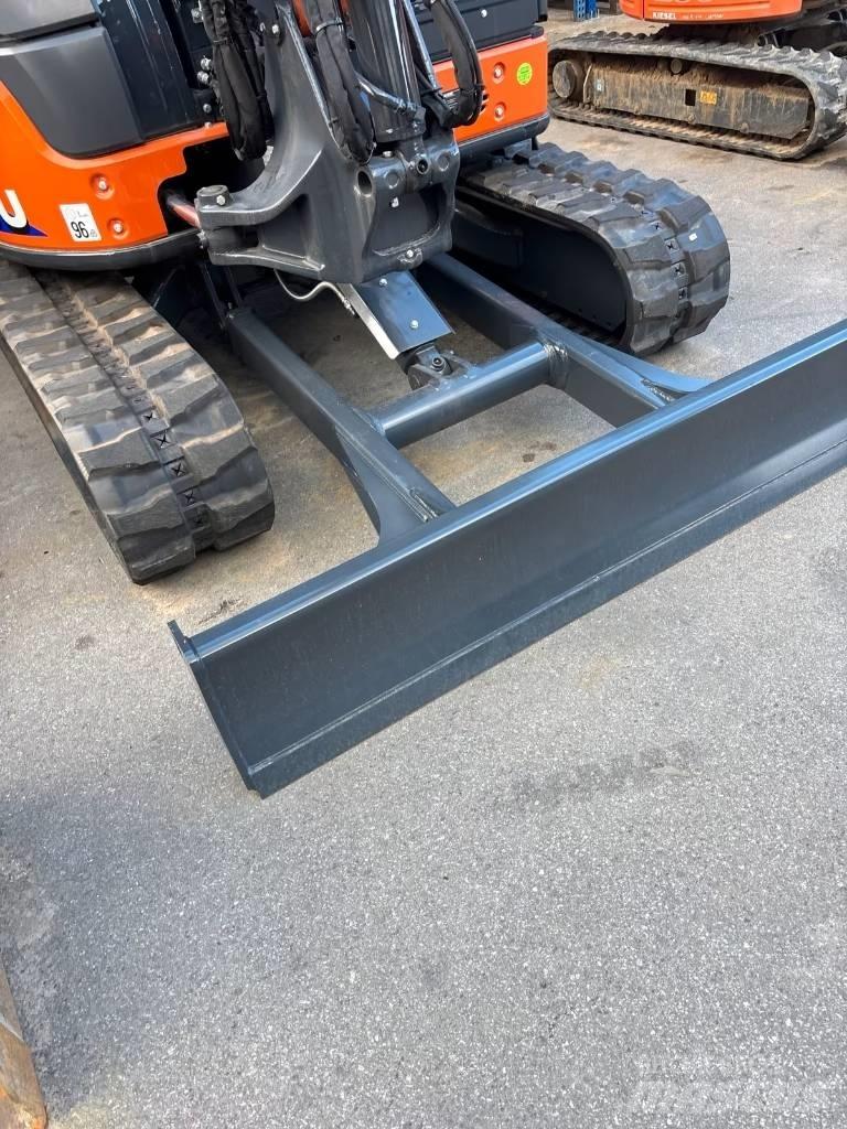 Hitachi ZX 55 U-6 Mini ekskavatörler, 7 tona dek