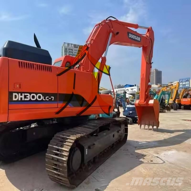 Doosan DH 300 LC-7 Paletli ekskavatörler