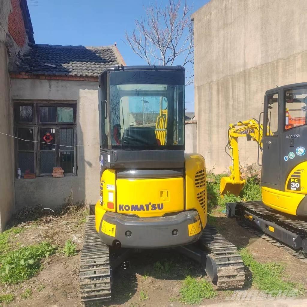 Komatsu PC 35 Paletli ekskavatörler