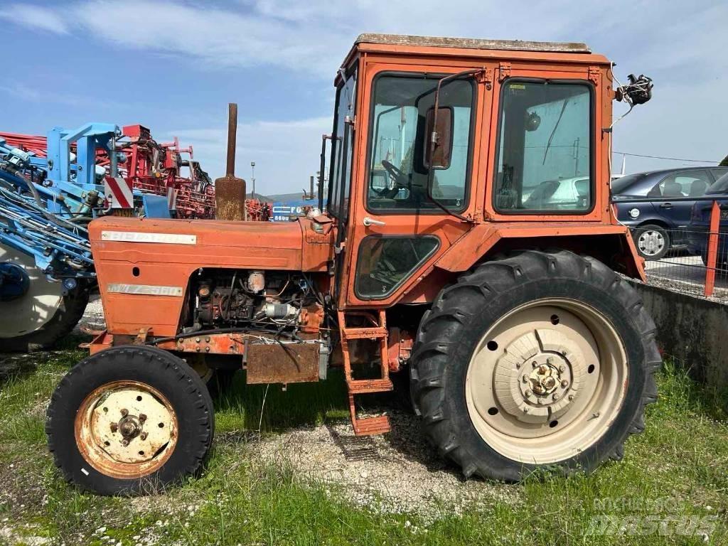 Belarus MTZ 560 Traktörler