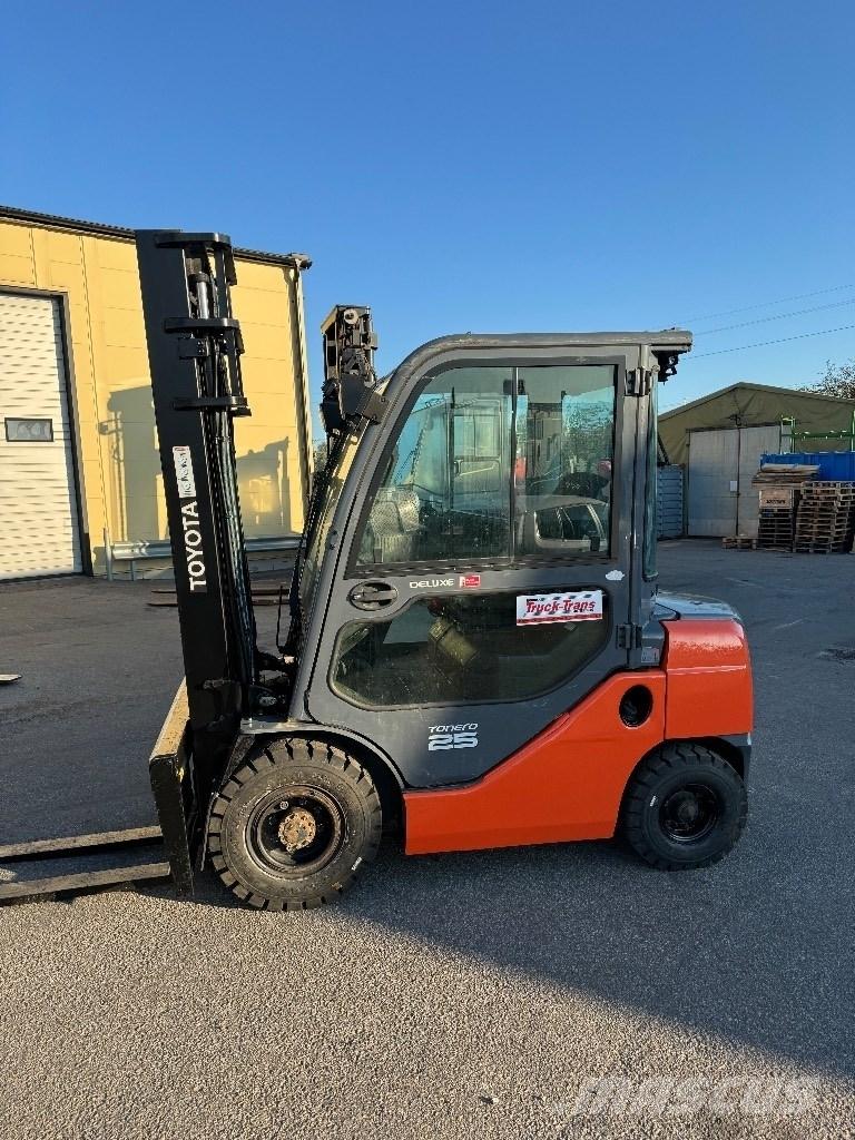 Toyota 02-8FDF25 Dizel forkliftler