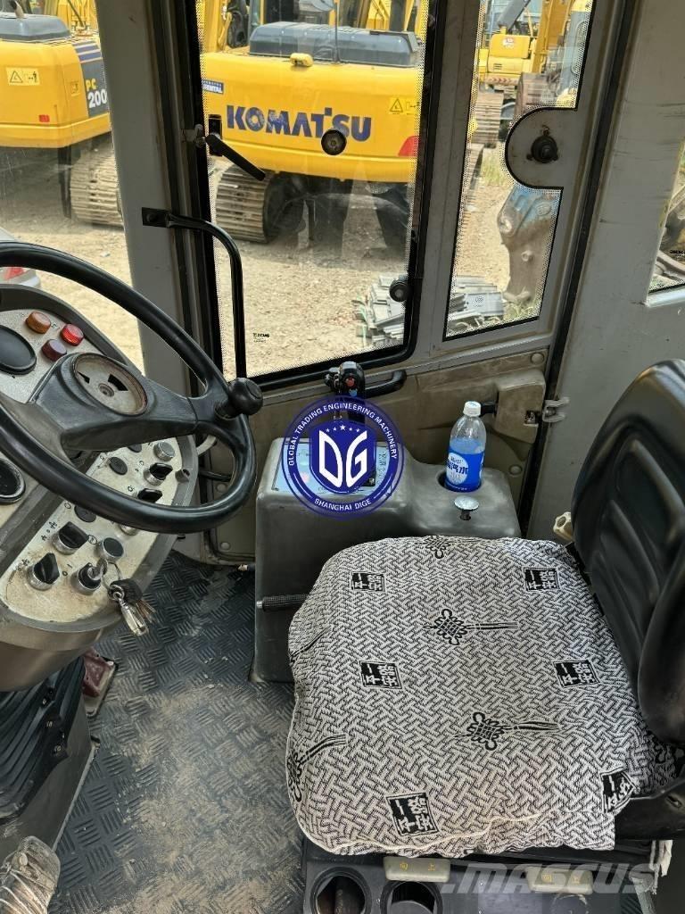 XCMG XS 203 J Tek tamburlu silindirler