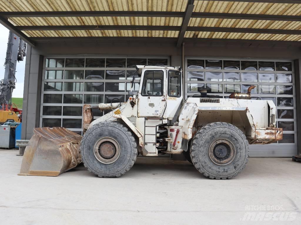 Liebherr L 551 Tekerlekli yükleyiciler