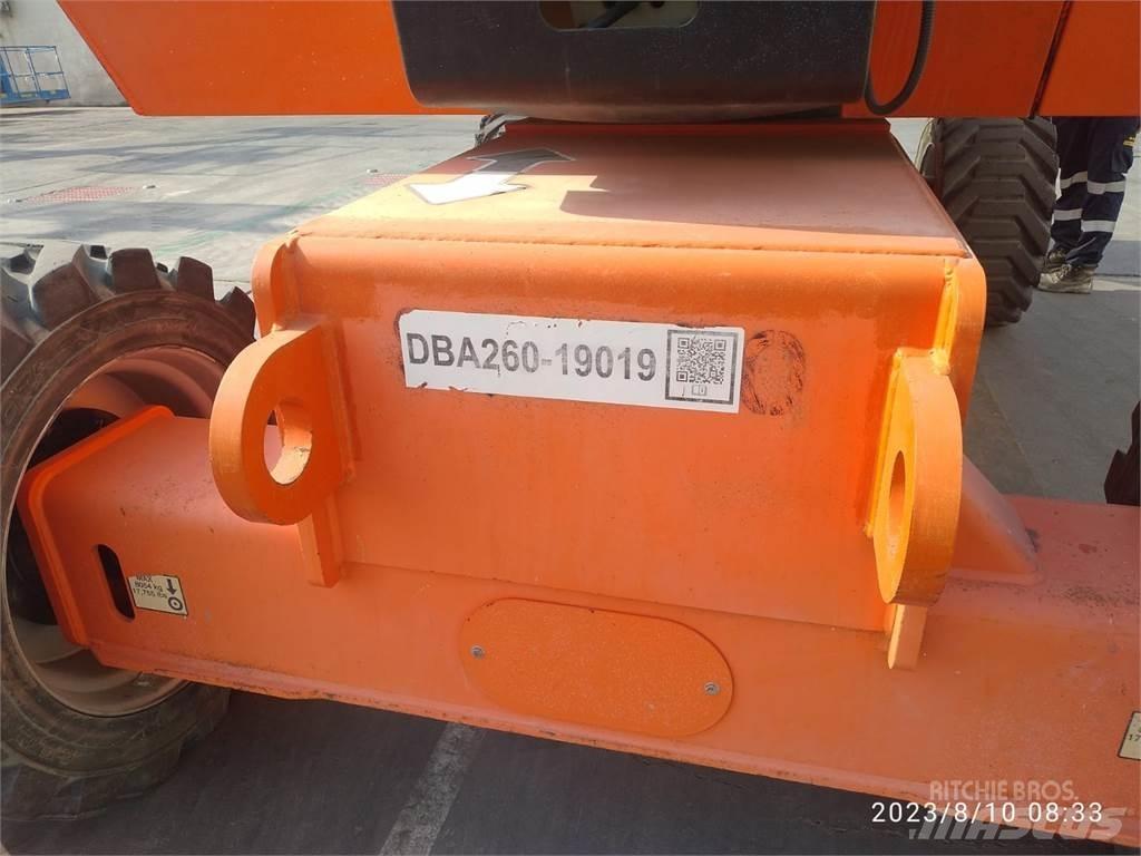 JLG 800AJ Körüklü personel platformları