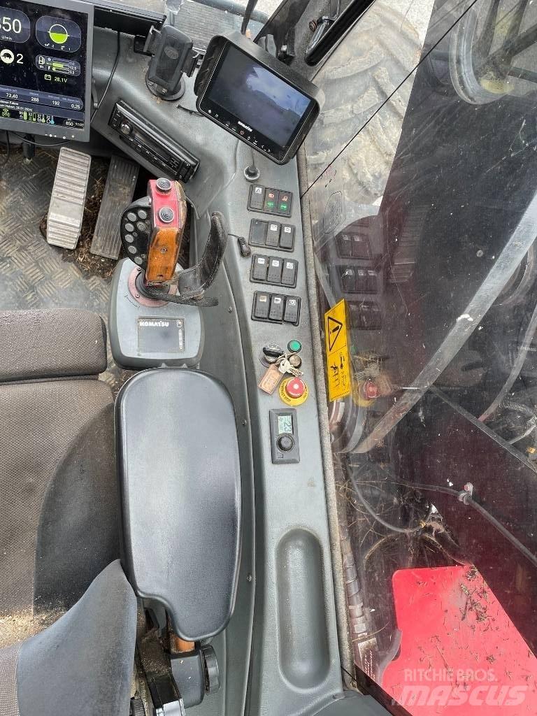 Komatsu 931.1 Biçerdöverler