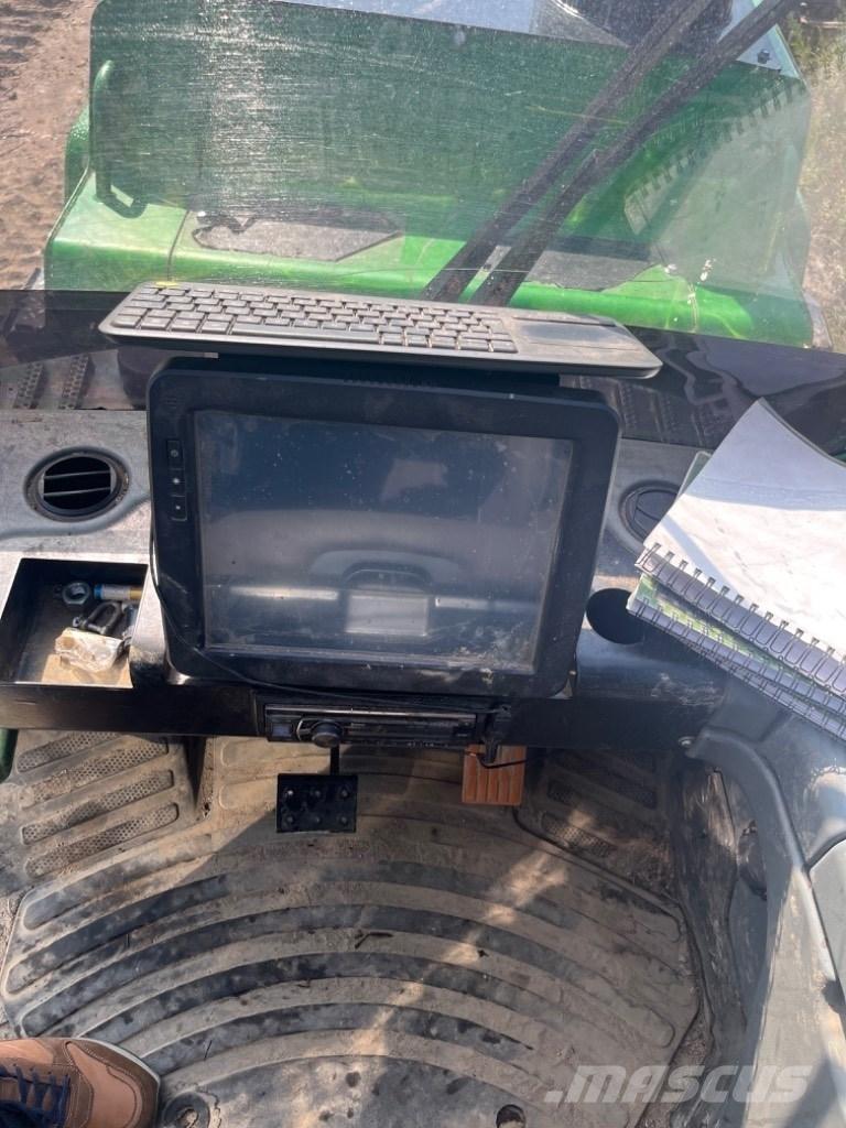 John Deere 1910G Tomruk yükleyici traktörler