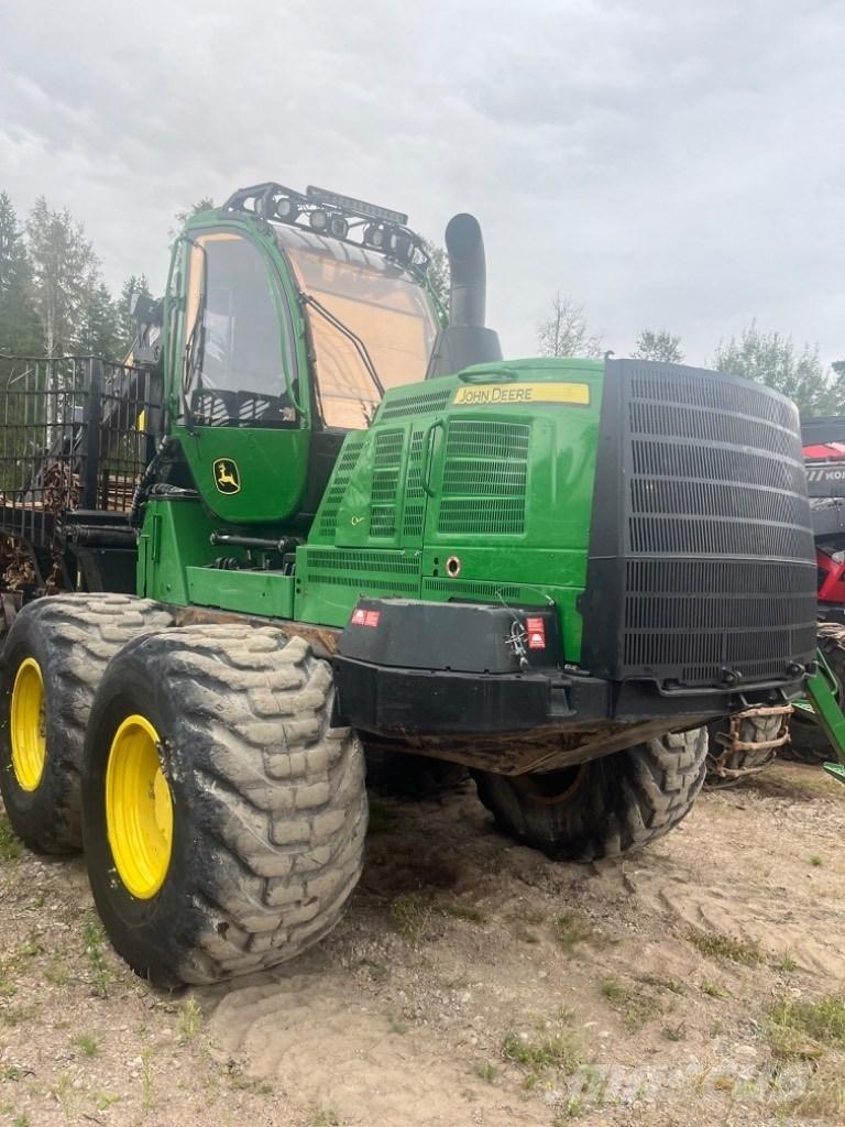 John Deere 1910G Tomruk yükleyici traktörler