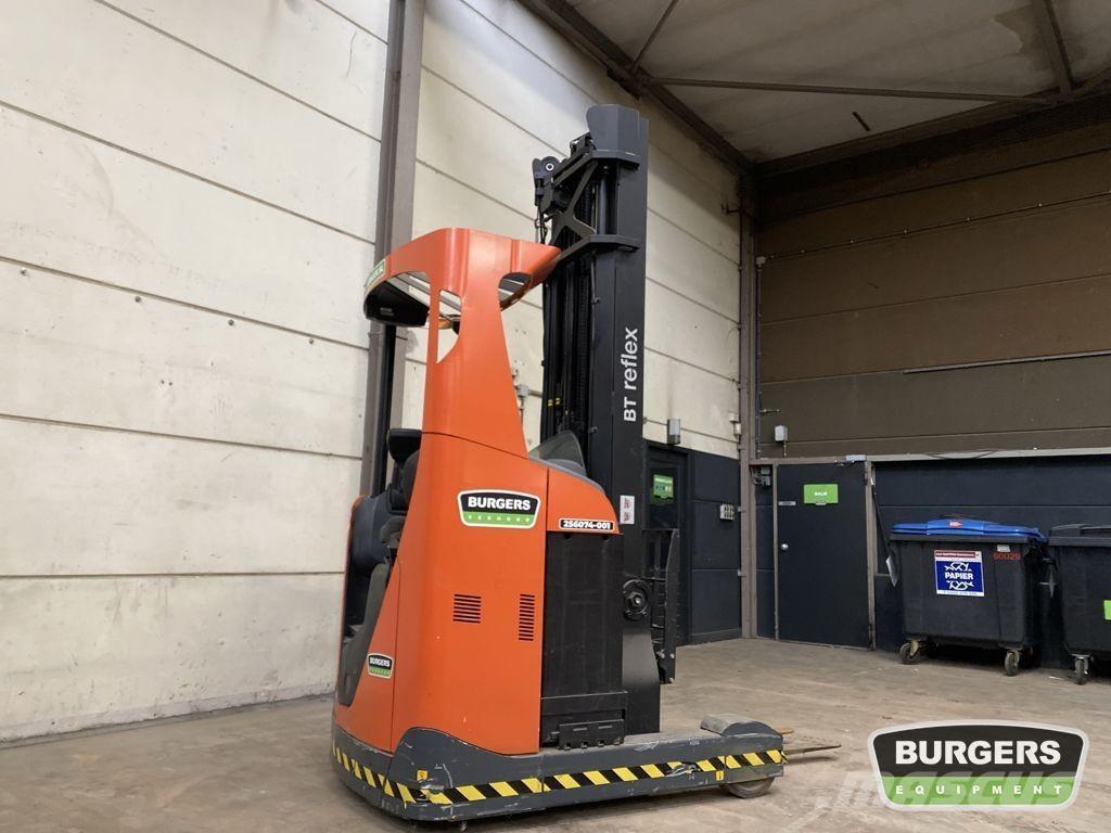 BT RRE140 Reach truck - depo içi istif araçları