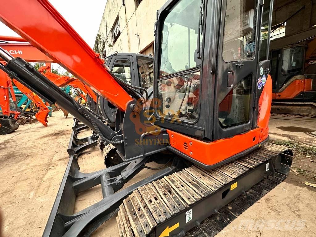 Hitachi ZX 68USR-5A Mini ekskavatörler, 7 tona dek