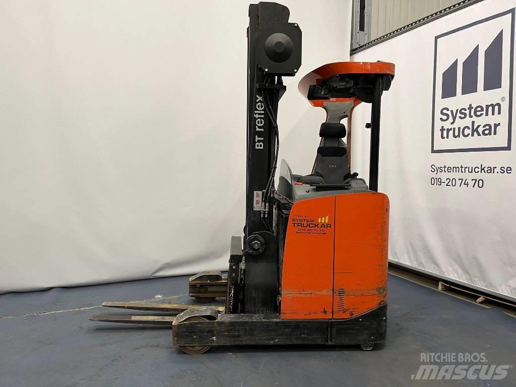 BT RRE 160E Reach truck - depo içi istif araçları