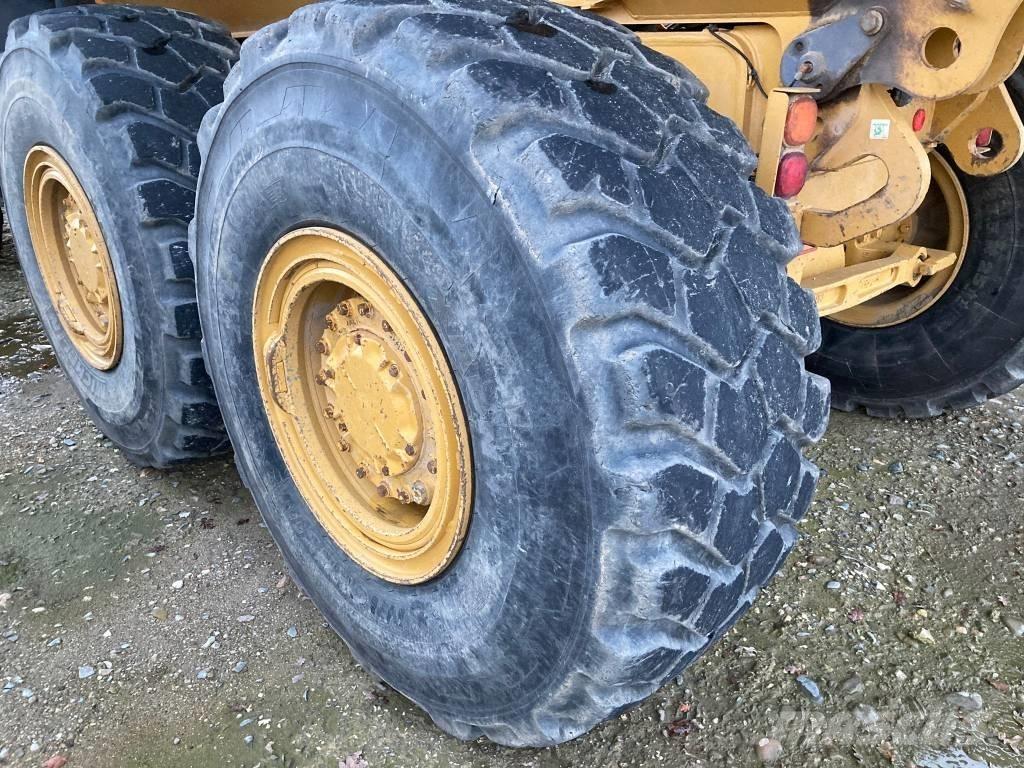 CAT 730 C Belden kirma kaya kamyonu