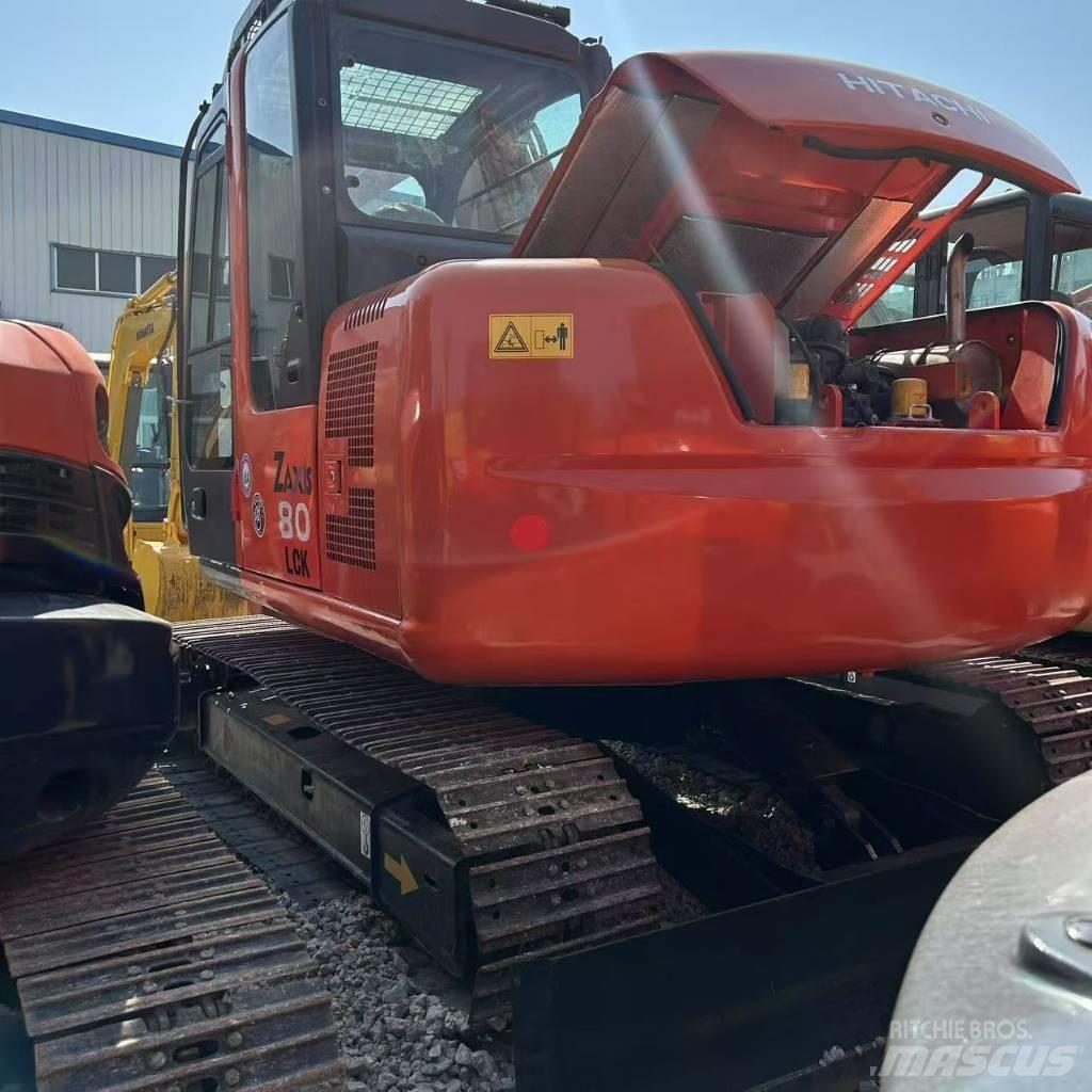 Hitachi ZX 80 Paletli ekskavatörler